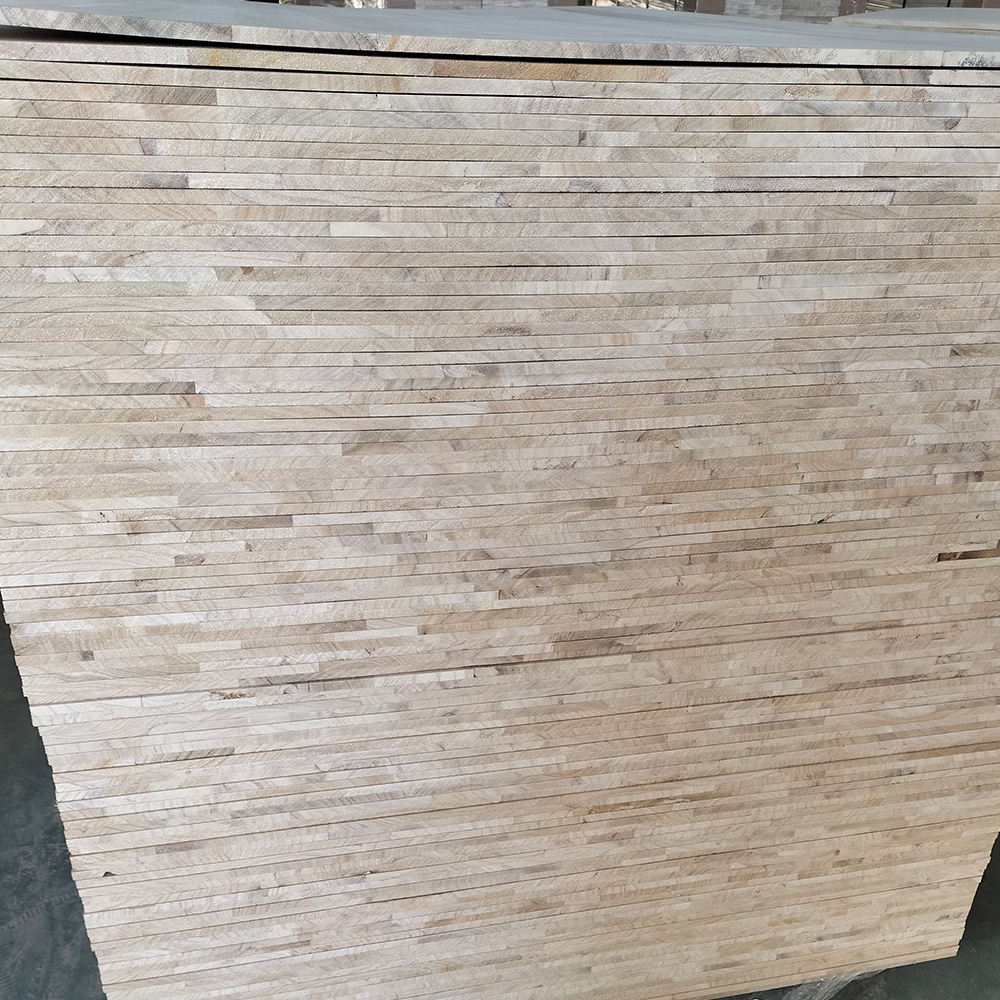 High quality 18mm Pine plywood sheet with aa ab ac bb grade commercial furniture plywood manufacturers