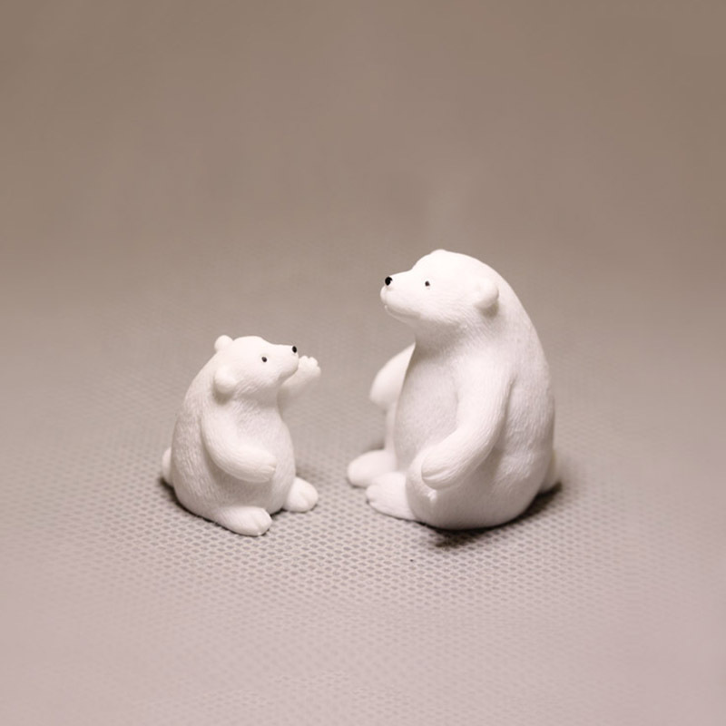 Fairy garden miniatures  ,Polar bear ,Animal Model Figures, DIY Terrarium & Doll house Decor, Moss Landscape Accessories