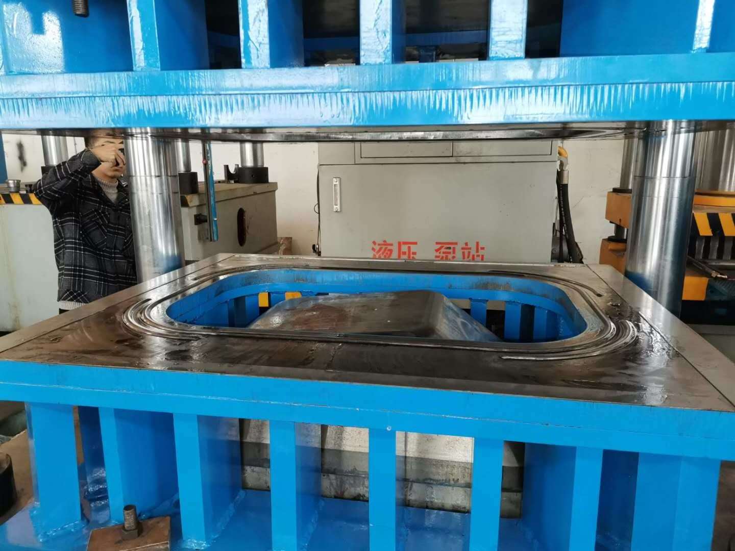 YL27-315thydraulic press machine handcart tray making hydraulic press, trolley pressing machine