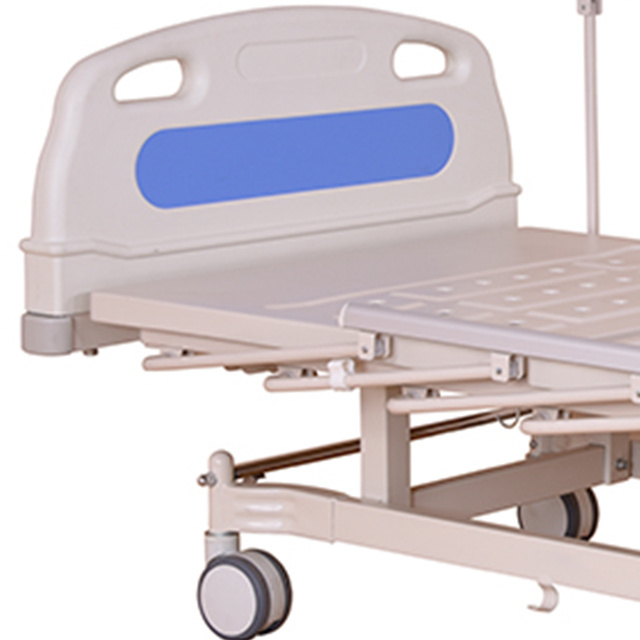 low price standard dimensions mobile adjustable simple 2 cranks manual hospital bed with side rails for hospital patient