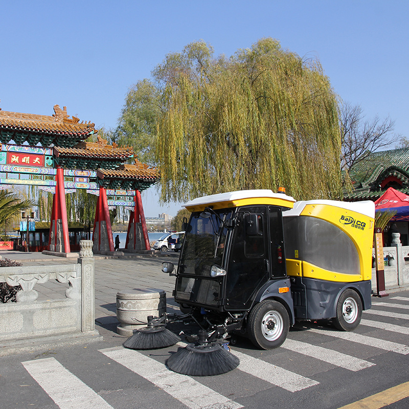 Environmental Electric Road Cleaning Machine Sweeper Vacuum Sweeper Streets Truck Price