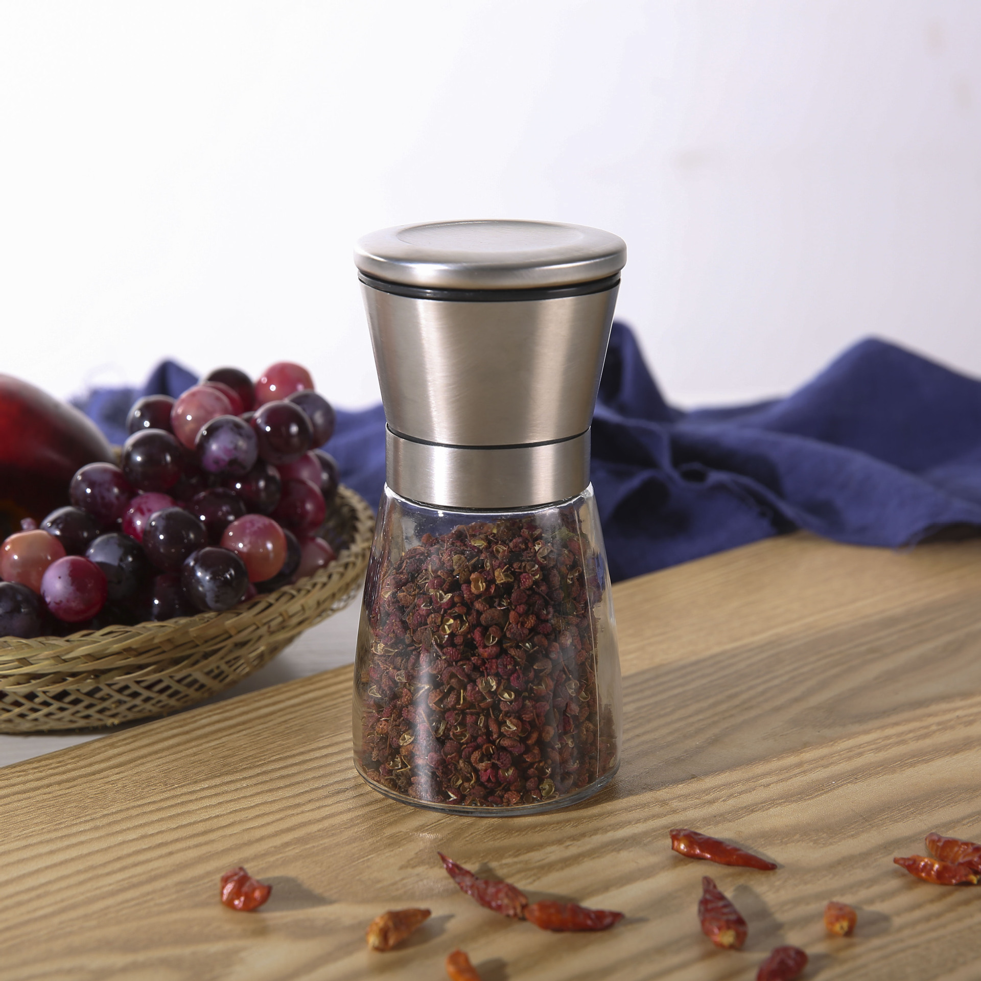 Pepper and Salt Grinder Set of 2 Best Spice Mill with Ceramic Blades Sea Salt & Spice Shakers