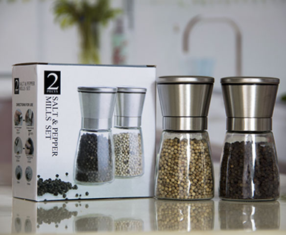 Pepper and Salt Grinder Set of 2 Best Spice Mill with Ceramic Blades Sea Salt & Spice Shakers