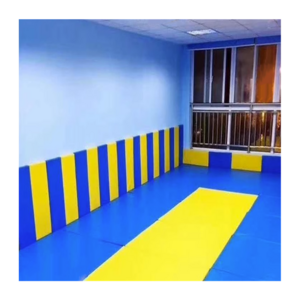 Wide range of applications Sports hall wall bumper mats Children's wall protection mat