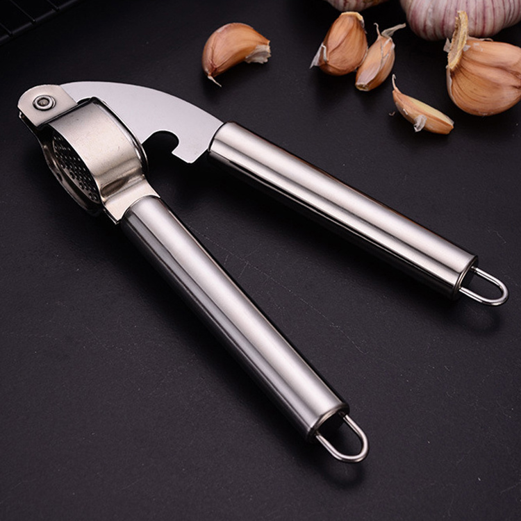 Wholesale Kitchen Accessories Stainless Steel Manual Garlic Press Choppper Tool