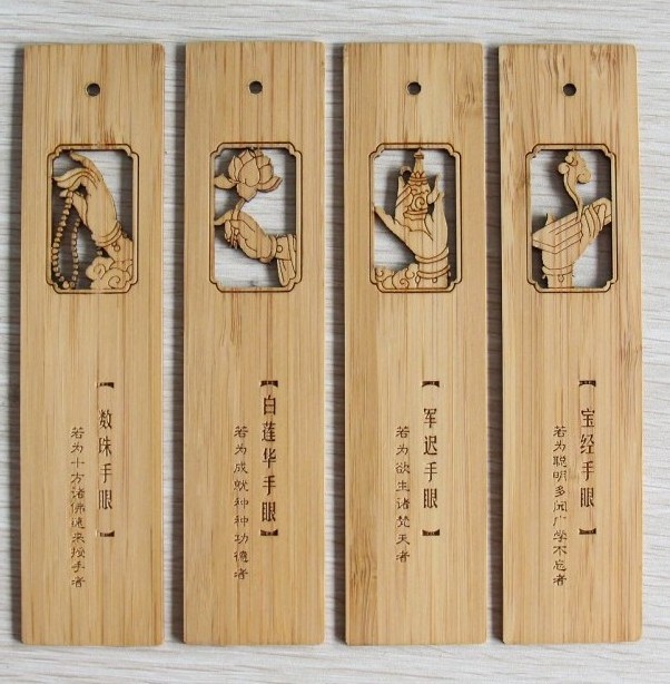 laser engraving wooden souvenir bookmark