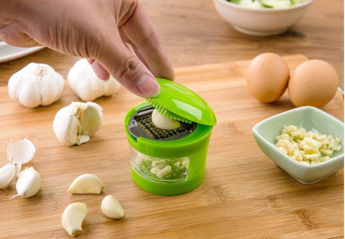 Multifunctional Manual Vegetable Chopper Saving Food Chopper  Kitchen Gadget Garlic Chopper