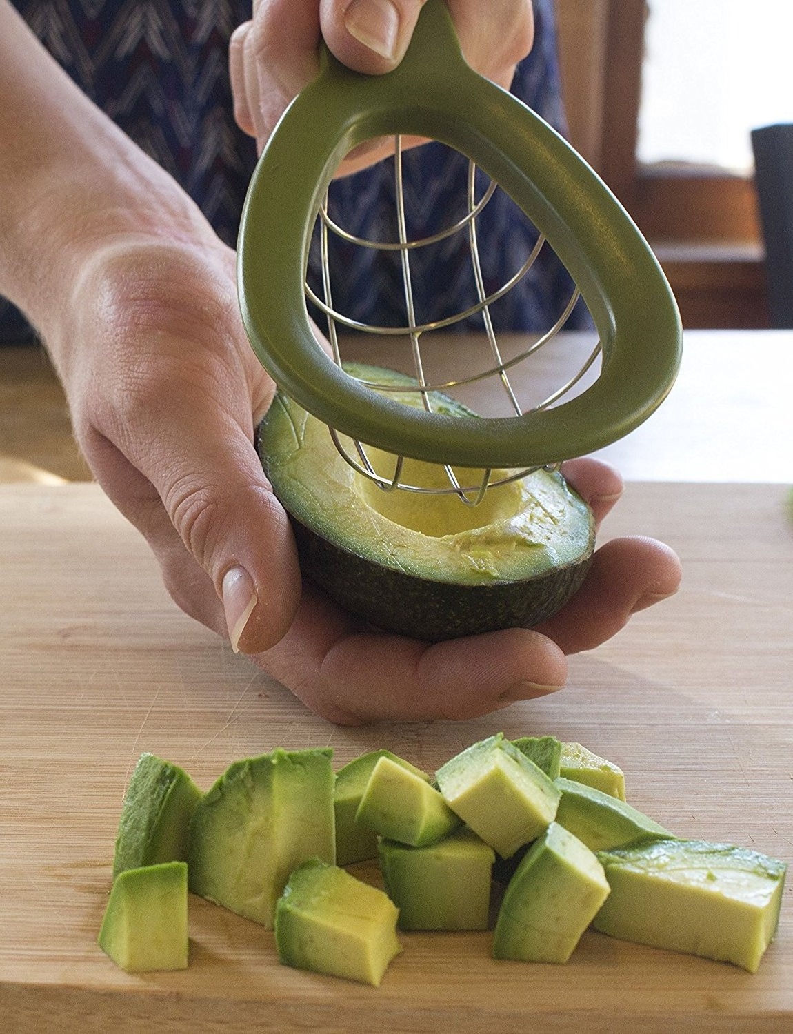 Creative Avocado Kiwi Slicer Kitchen Utensils Melon Fruits Cutter With Plastic Handle Easy To Use Multi functional Fruit Cutter