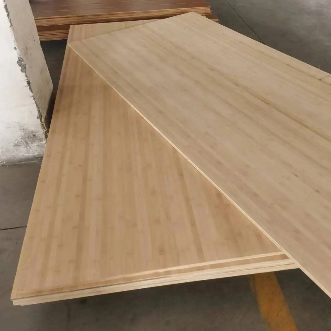 Wholesale price double sided decoration laminated veneer commercial 18mm furnitures bamboo plywood panel sheet