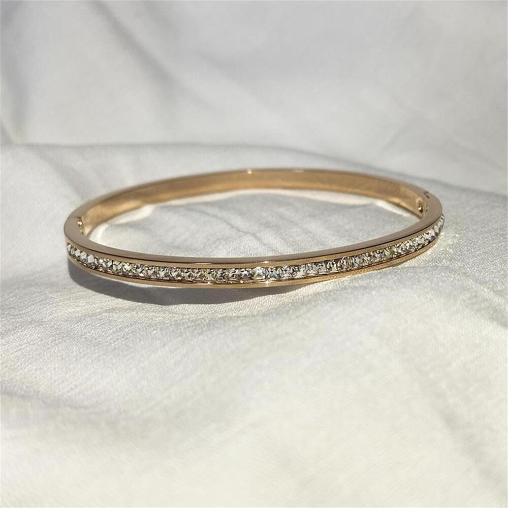 Luxury Women's Zircon bangle 18K Gold Plated Stainless Steel Oval Sparkling Diamond Cuff bangle