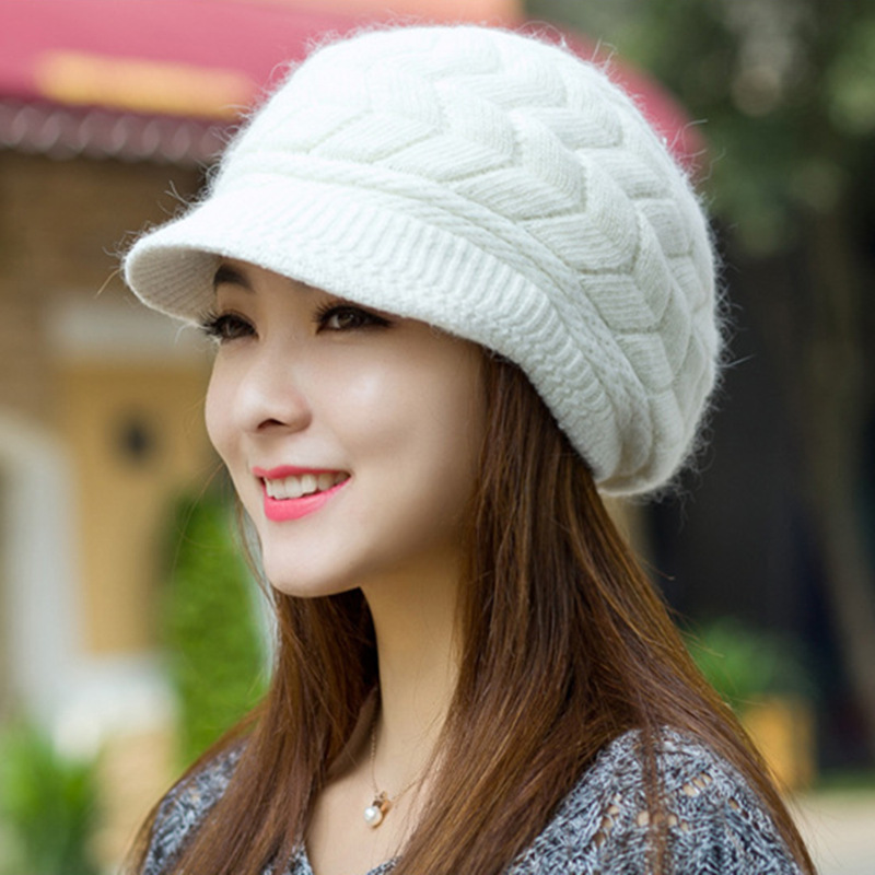 Winter Ladies Ear Berets Soft and warm suitable for outdoor travel skiing and skating Customizable logo multi-color optional hat