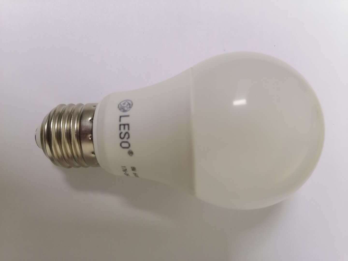 New product unique 3W 5W 7W 9W 12W 15W 18W led light bulb manufacturing