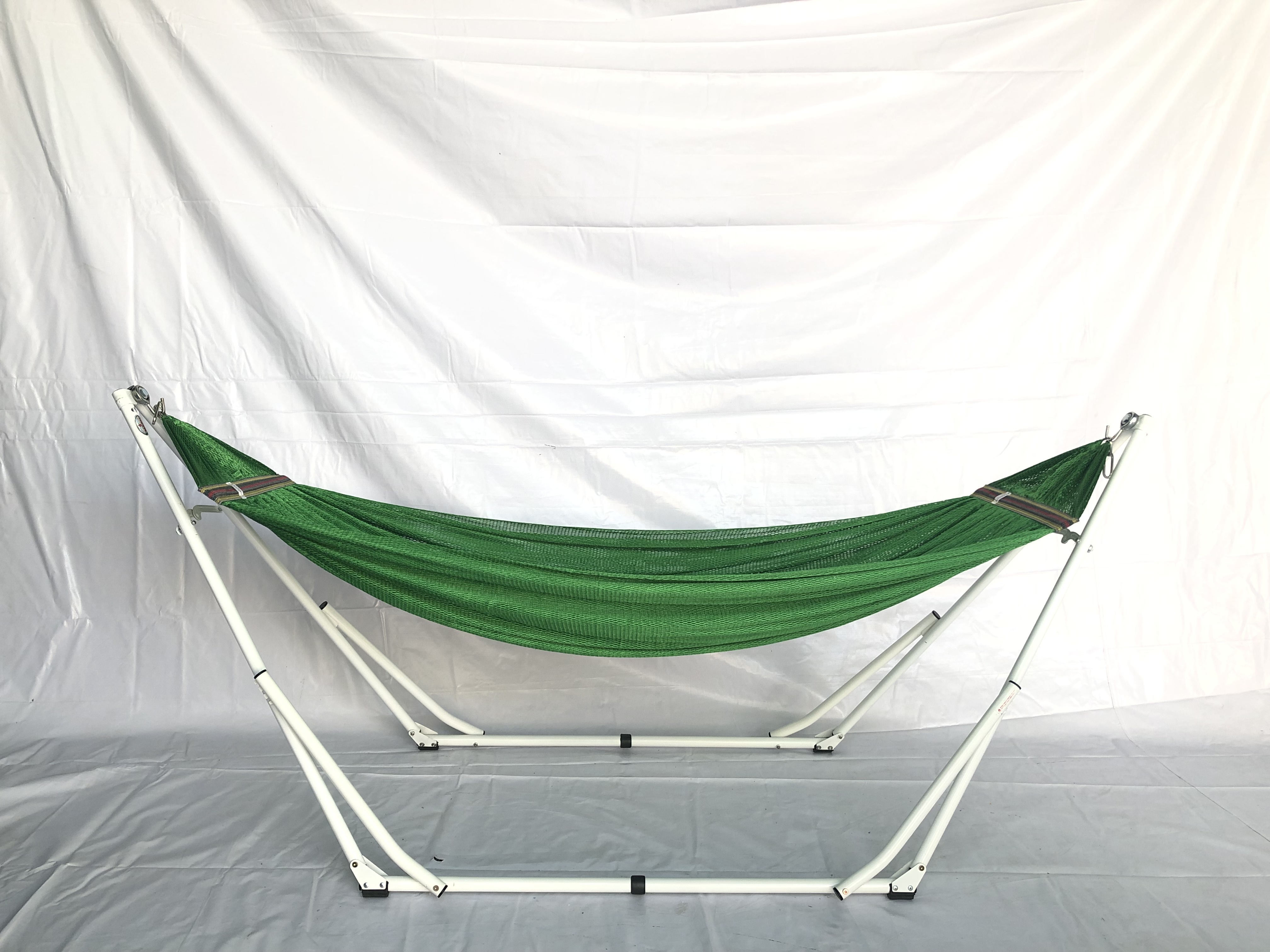 Made In Vietnam Good Quality Durable Steel Frame Folding Portable Hammock Frame Stand White Color