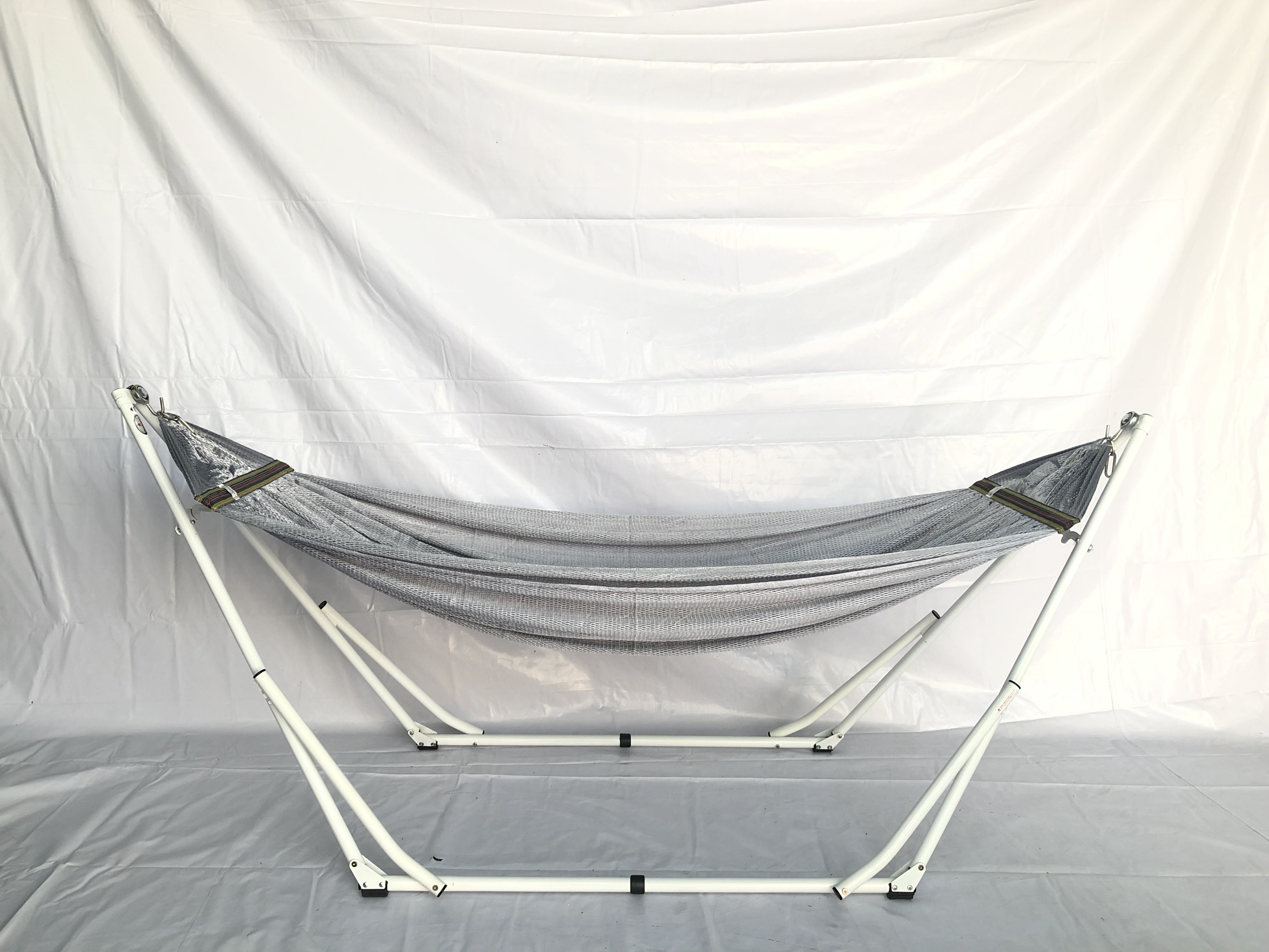 Made In Vietnam Good Quality Durable Steel Frame Folding Portable Hammock Frame Stand White Color