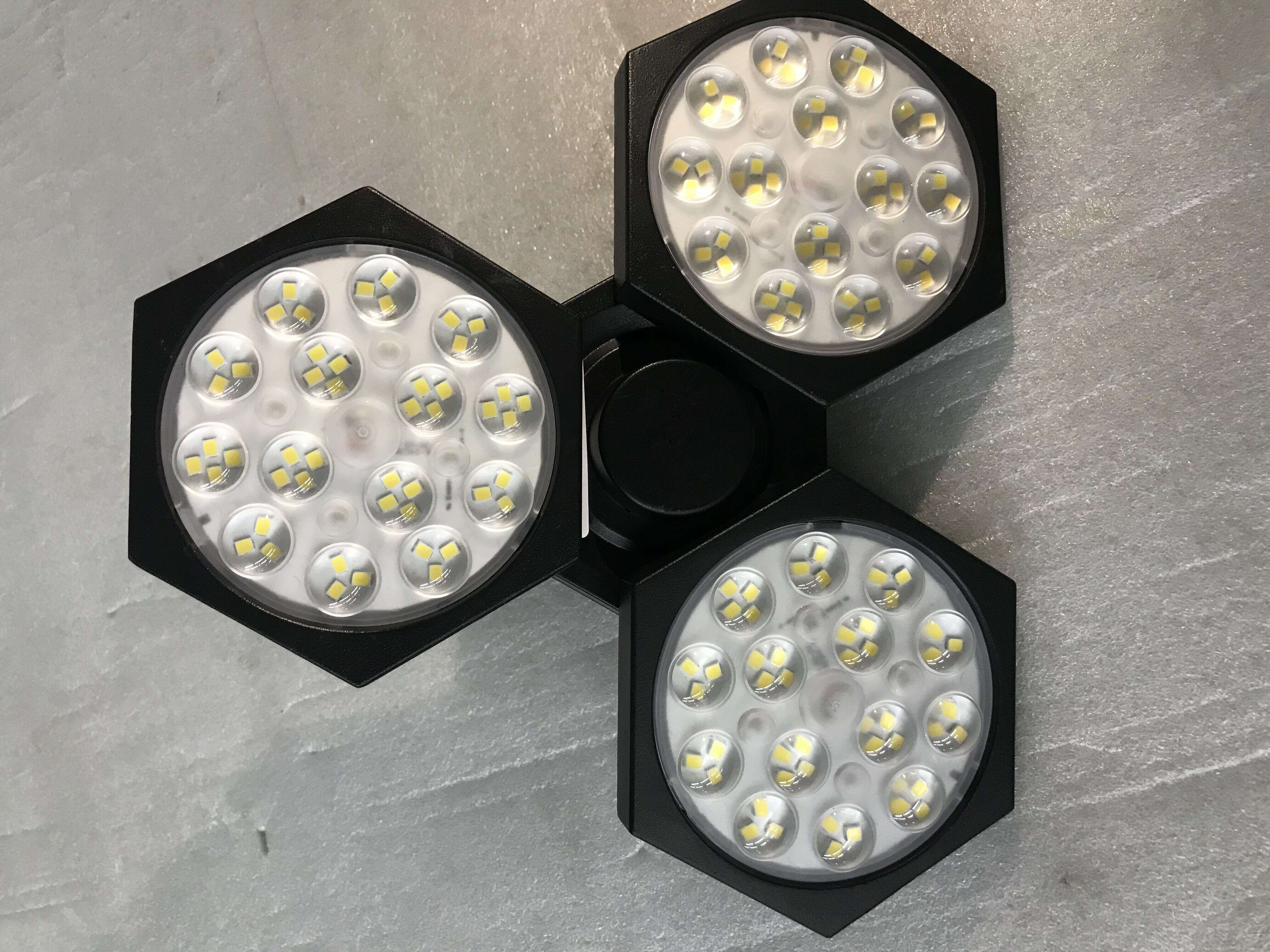 Banqcn DL-60W LED Deformable Light Lamp High-Performance Garage Warehouse Office Garden Workshop Lighting