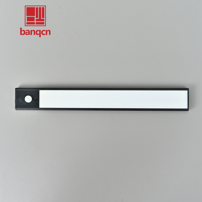 Banqcn OEM ODM Wireless Magnetic USB Rechargeable Pir Sensor Night Light Under Closet Light Under Cabinet Lighting Motion Sensor