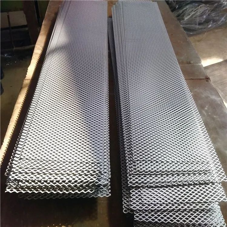 China Supply High Quality Micro Mesh Expanded Metal stainless steel  Mesh Aluminum Leaf Guard Gutter Guards