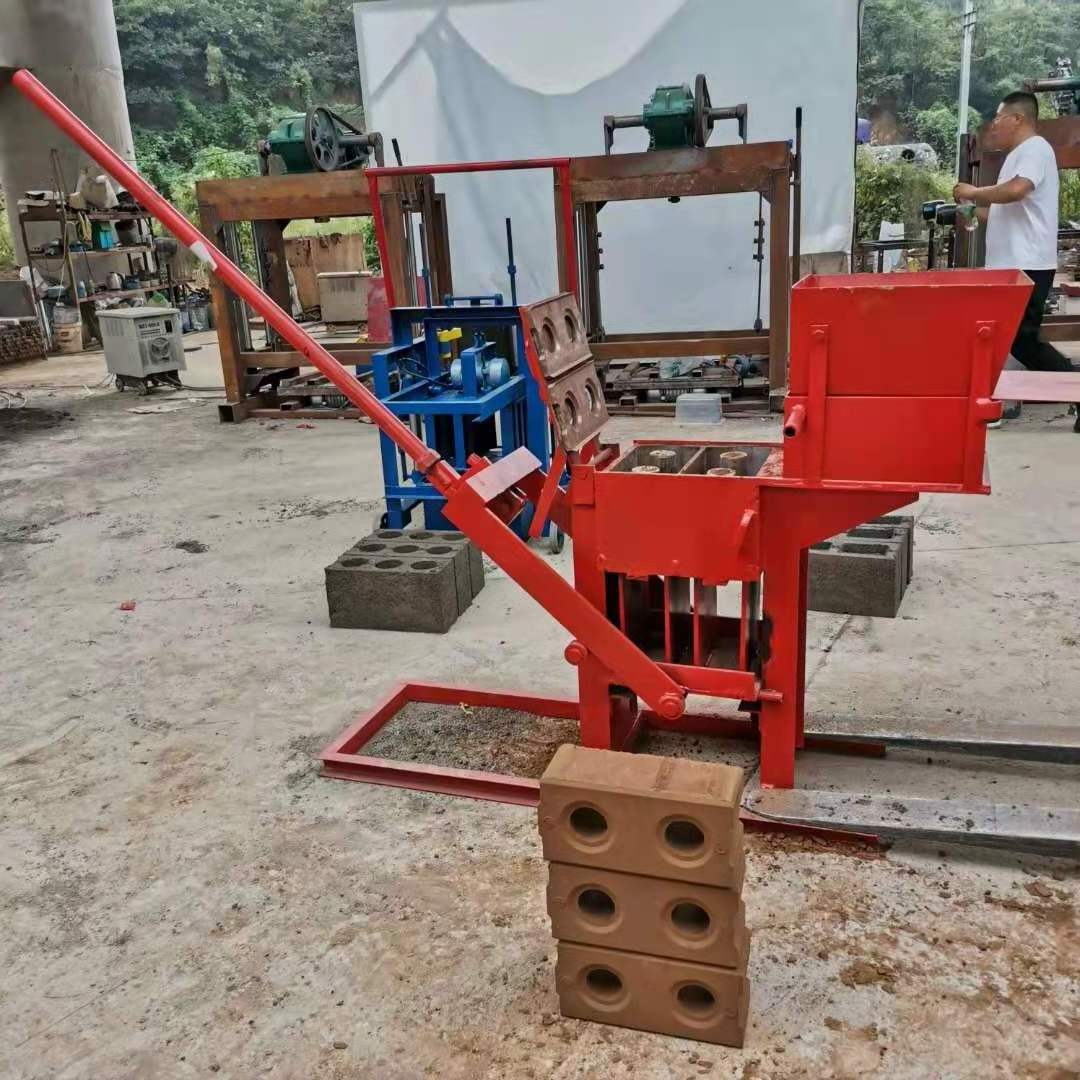 Small soil clay manual brick making machine lego brick machine QMR2-40 manual interlocking brick machine