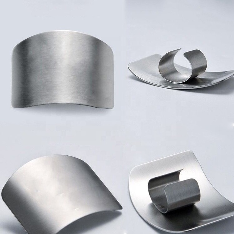 Kitchen Accessories Cut Vegetable Hand Guard Stainless Steel Finger Cutting Protector Stainless Steel Finger Guard