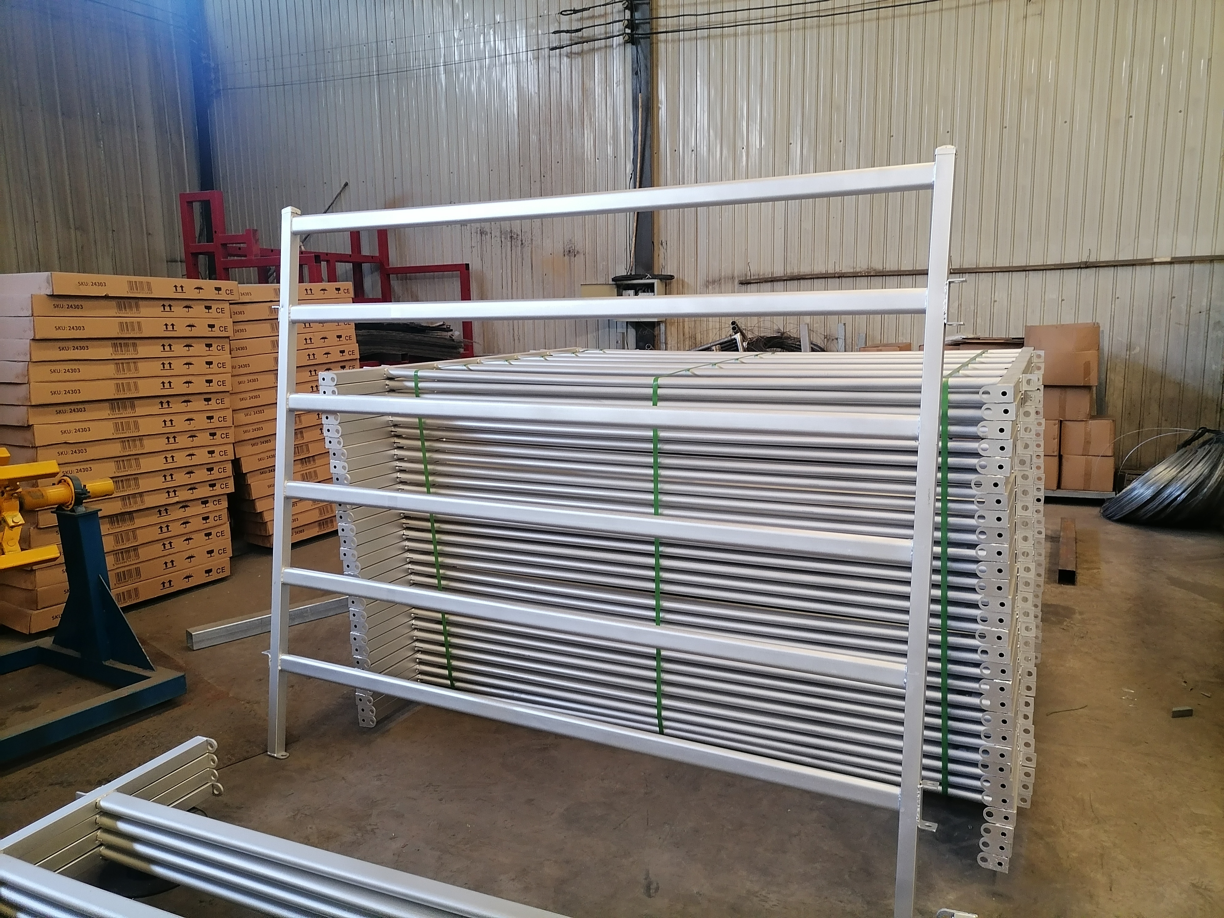 Hot-Dip Galvanized Pasture Fence Agricultural and Animal Husbandry Panel for Cattle Sheep and Pig Pens