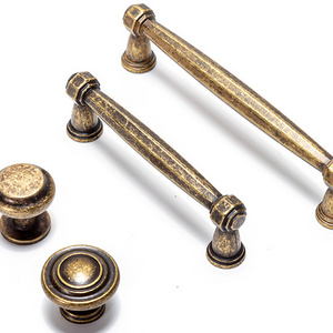 BAOCHUN Zinc Alloy Kitchen Furniture Door Antique Cabinet Drawer Bronze Wardrobe Pull Cabinet Handles