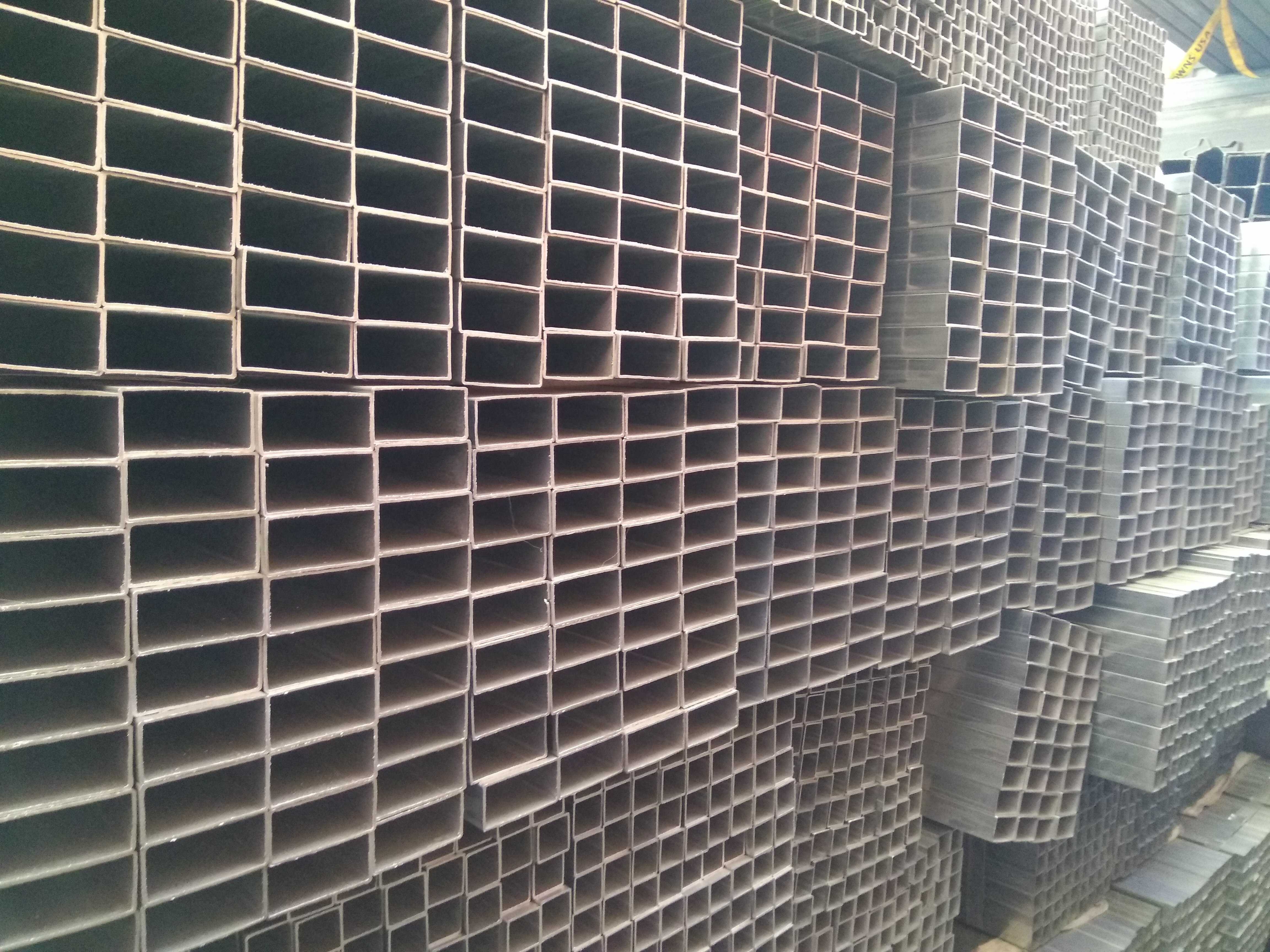 Factory Supply A36 50X50 Square Steel Pipe Weight Galvanized Square Pipe Shs Rhs 40X80 Gi Rectangular Square Hollow Section Tube