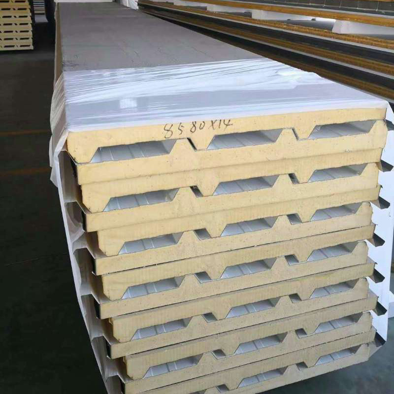 China Factory Price Puf Foam Wall Pir Insulated PU Polyurethane Corrugated Sandwich Roofing Panel