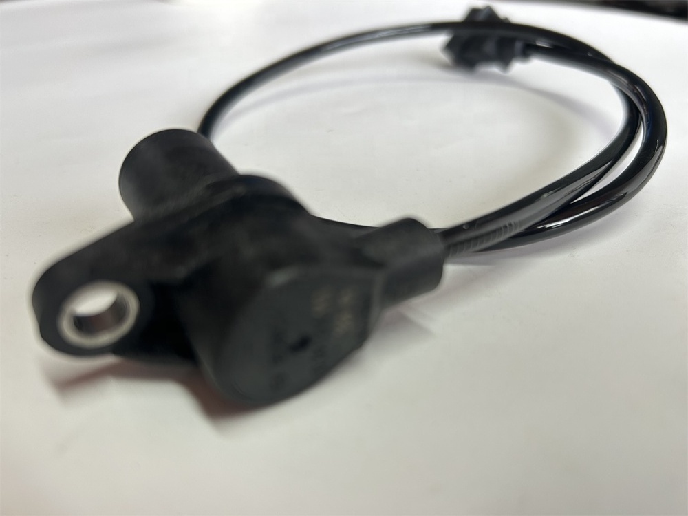 Crankshaft Position Sensor For Volvo Construction Machinery Excavator