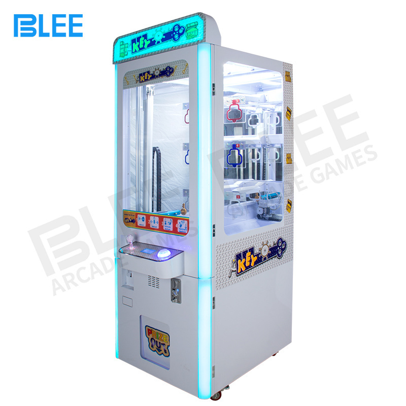 Amusement Arcade Golden Key Push Toy Game Machine Key Master Black For Sale