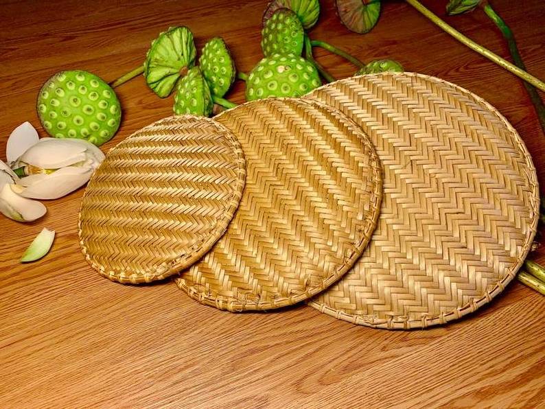 Handmade Natural Round Bamboo Flat Baskets, Round Bamboo Flat Storage Basket