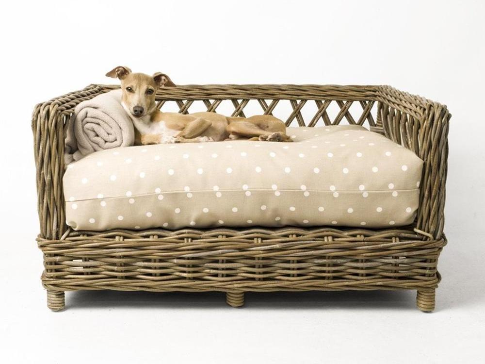 Rattan pet bed from Vietnam