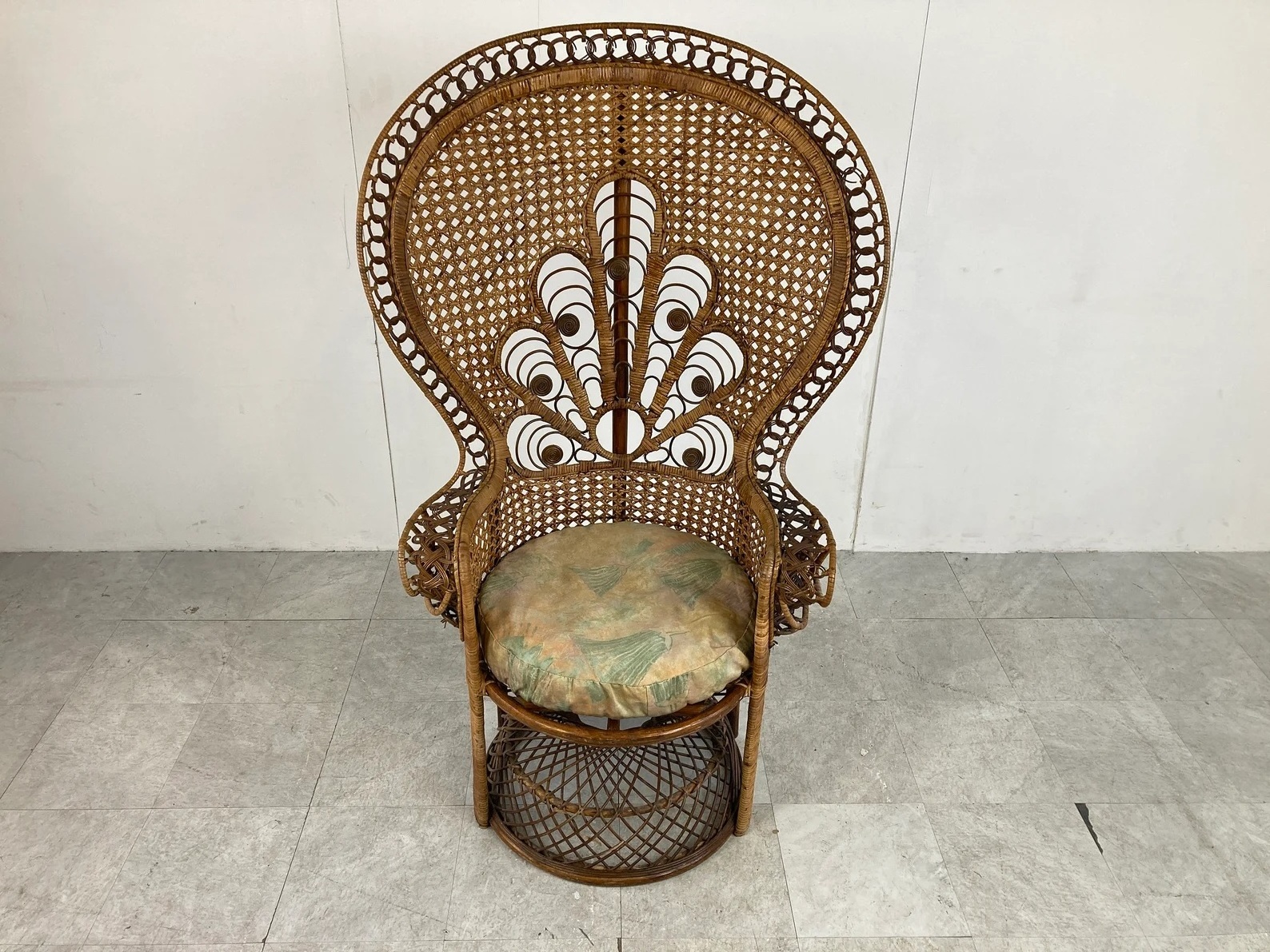 Vintage wicker peacock chair mid century modern lounge chair rattan chair from Vietnam