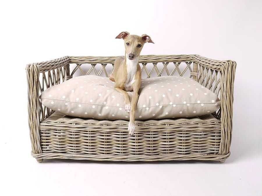 Rattan pet bed from Vietnam