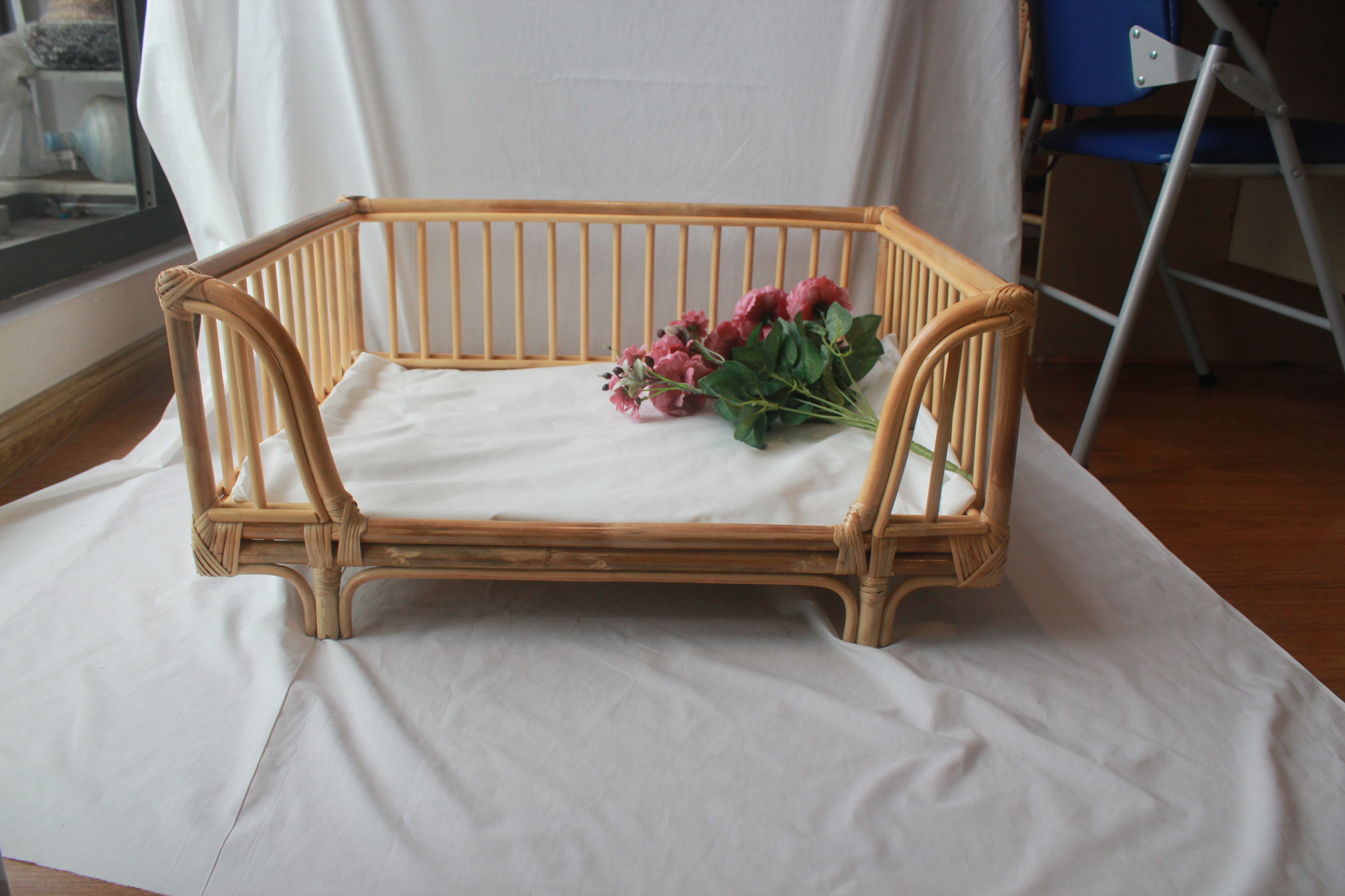 Pet Bed Handmade Rattan Woven Pet Bed Sofa For Dogs