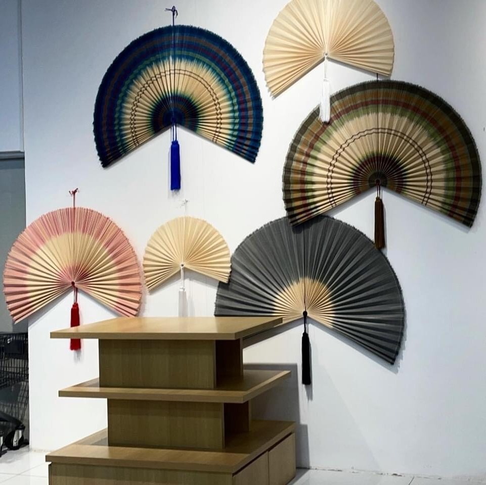 Modern decoration bamboo fan wall hanging