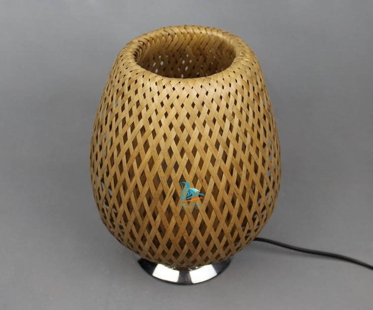 Elegant Bamboo LampShade. Bamboo Cover Light and Wicker Tablelamp for Home Decoration