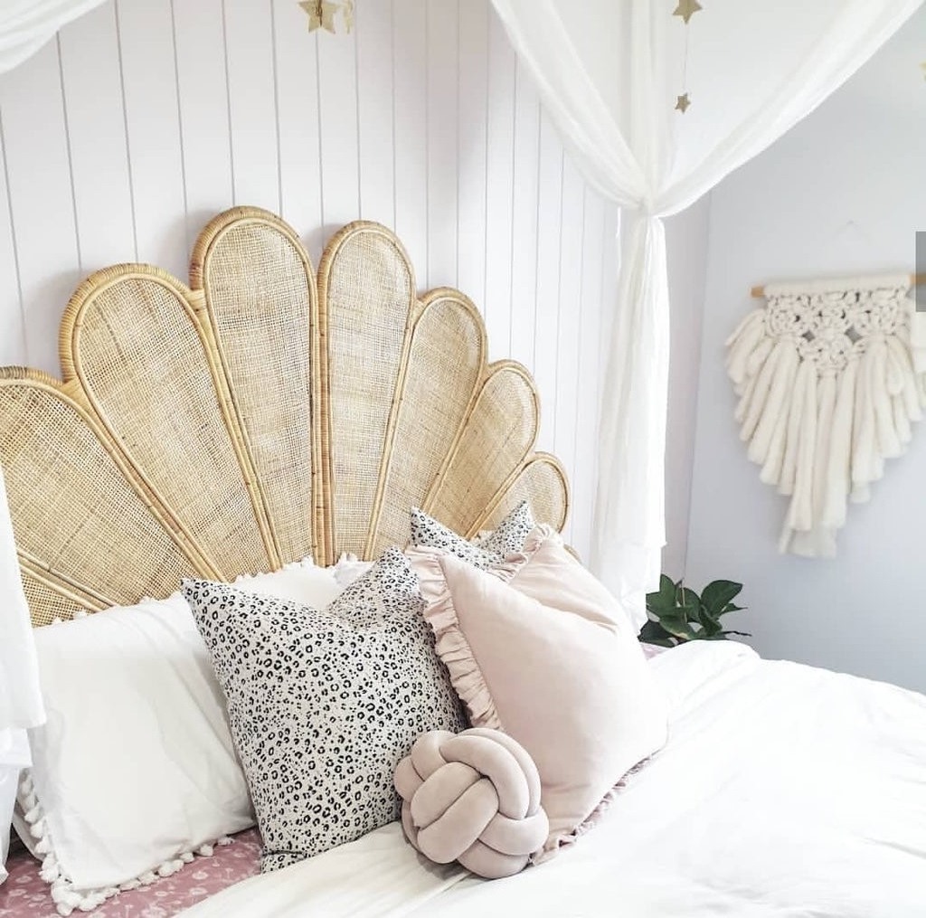 Handcrafted Rattan Floral Design Headboard for Bedroom Furniture