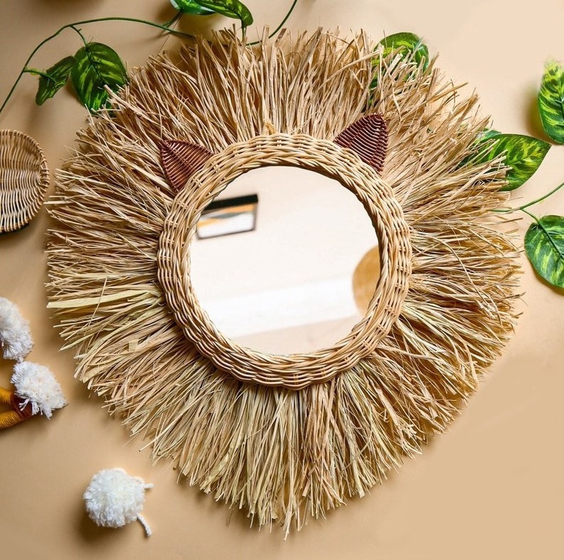 Cheap Wall Hanging Decor from Manufacturer Lion Head Rattan Mirror Safari Lion Head Mirror Wall Decor for Nursery