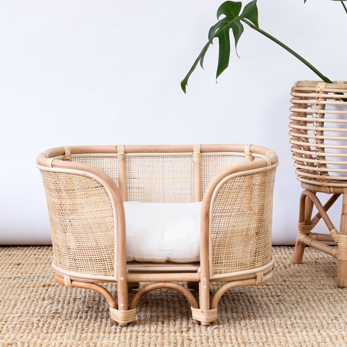 Japanese-style Natural Rattan Woven Pet Bed with Cotton Mat