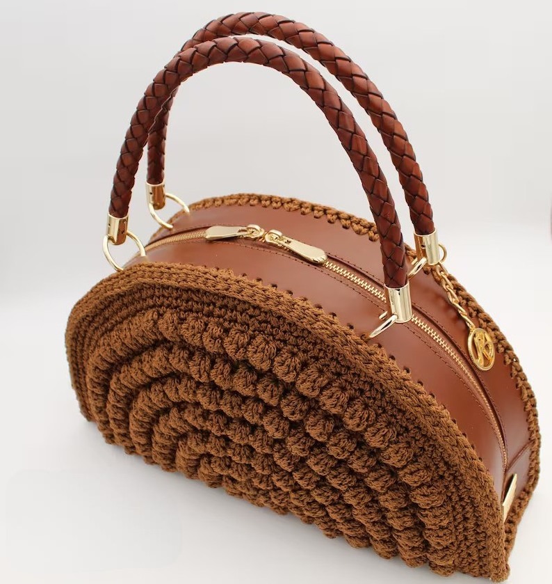 Women Shoulder Fashion Raffia Handbags Collection 2024