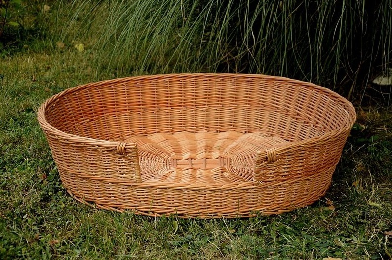 Many Size Rattan Dog bed Large Dog Basket Natural Material Dog Bed Decoration Pet Bed and House