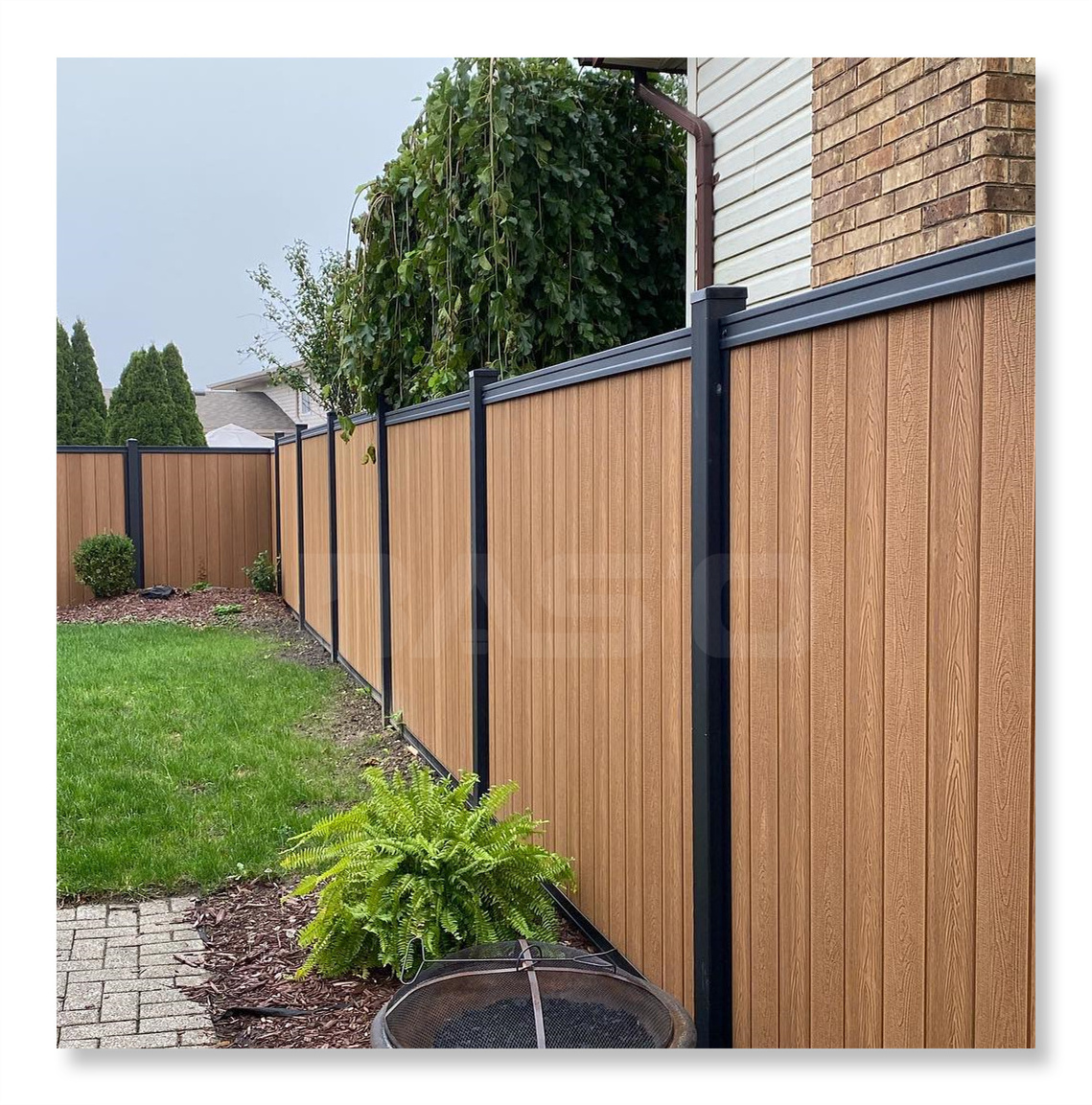 Factory Outlet DIY Garden Fence Panel WPC Aluminum Wood Plastic Composite Slat Waterproof HDPE FSC Certified Gate Decoration