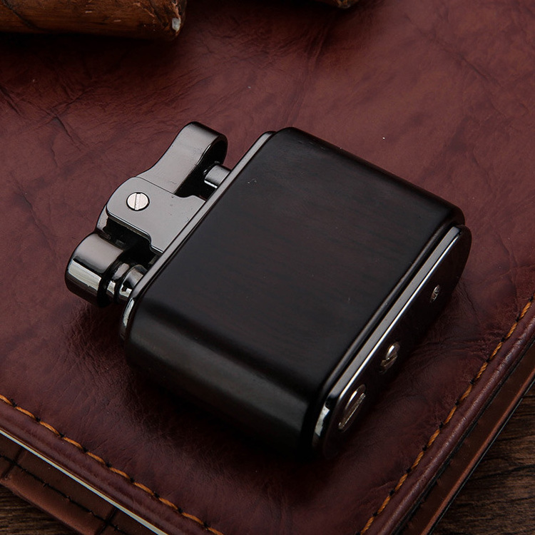 New Vintage Wooden Refillable Kerosene Cigarette Lighter Men New Sandalwood Rocker Lighter Kerosene Creative Kerosene Lighter