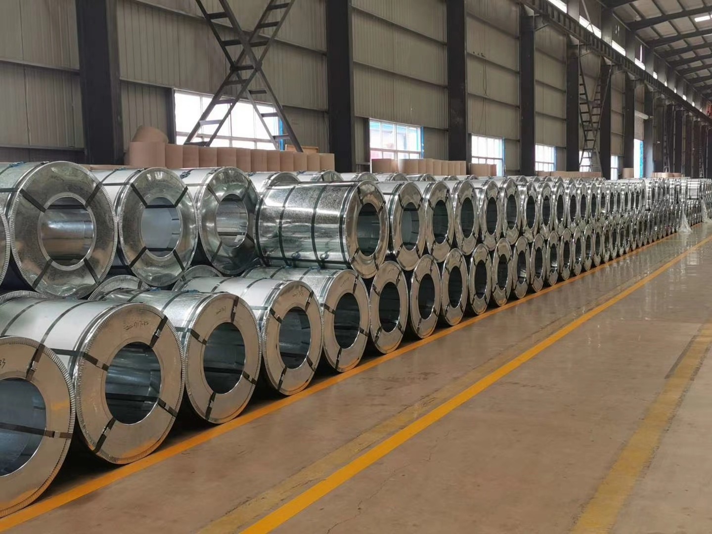 Factory low price Z80 matte pre coated Ral3001 Ral9003 Ppgi color coated galvanized steel coil price