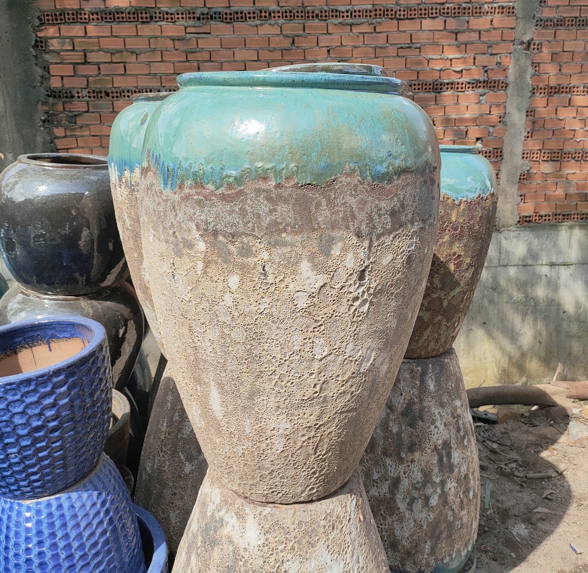 [Ruby Linh]- Wholesale Colorful Marble home garden outdoor new design flower pot molds planter garden decoration ceramic vases