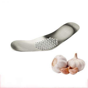 S124 Kitchen tools 304 Stainless Steel Garlic Mincer Garlic Crusher Chopper Garlic Press