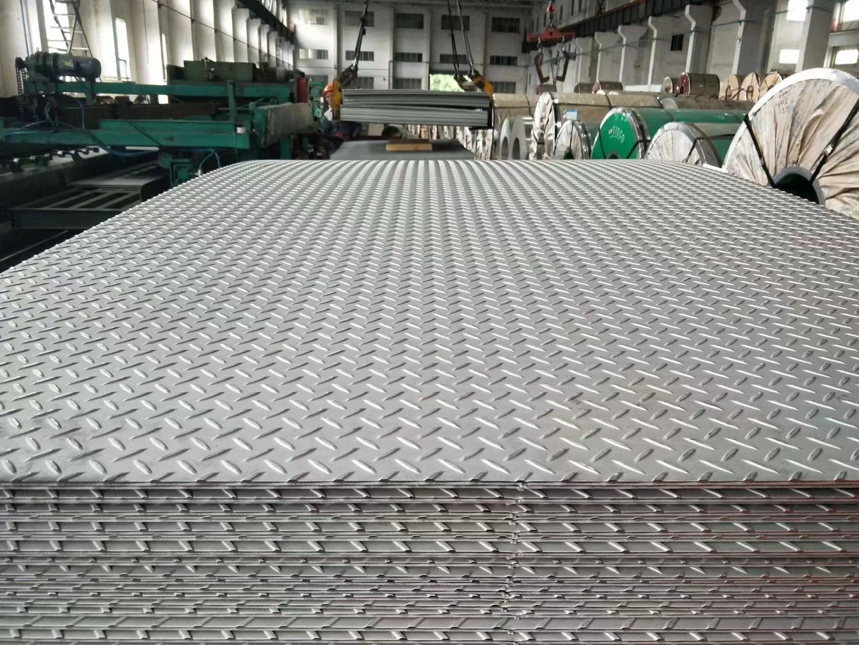 Wholesale SS304 316 Checkered Embossed Stainless Steel Sheet Plate