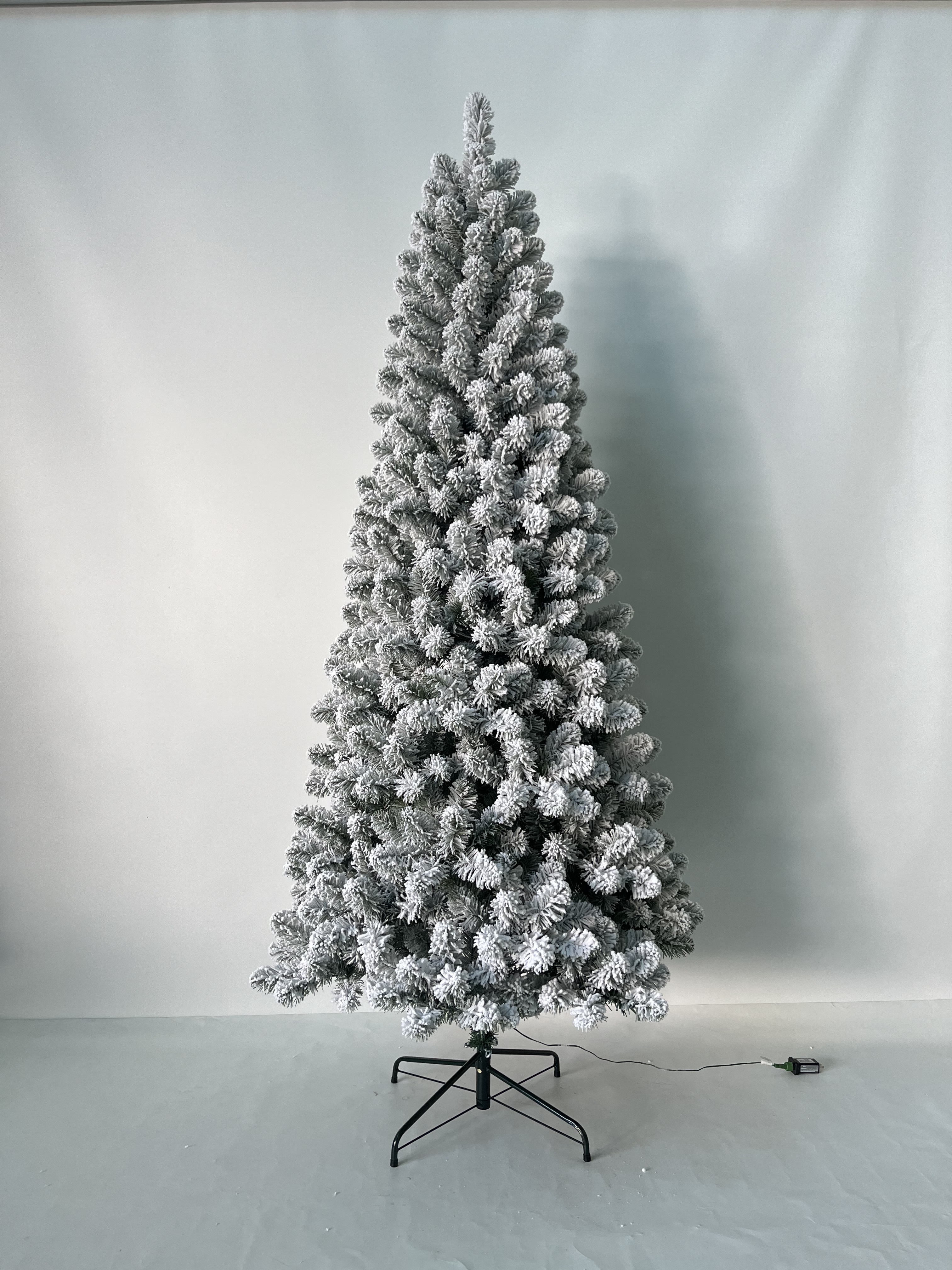 2023 Hot Selling Wholesale Christmas Tree Pre-lit Snow Flocked Artificial White Christmas Tree 4ft to 20ft