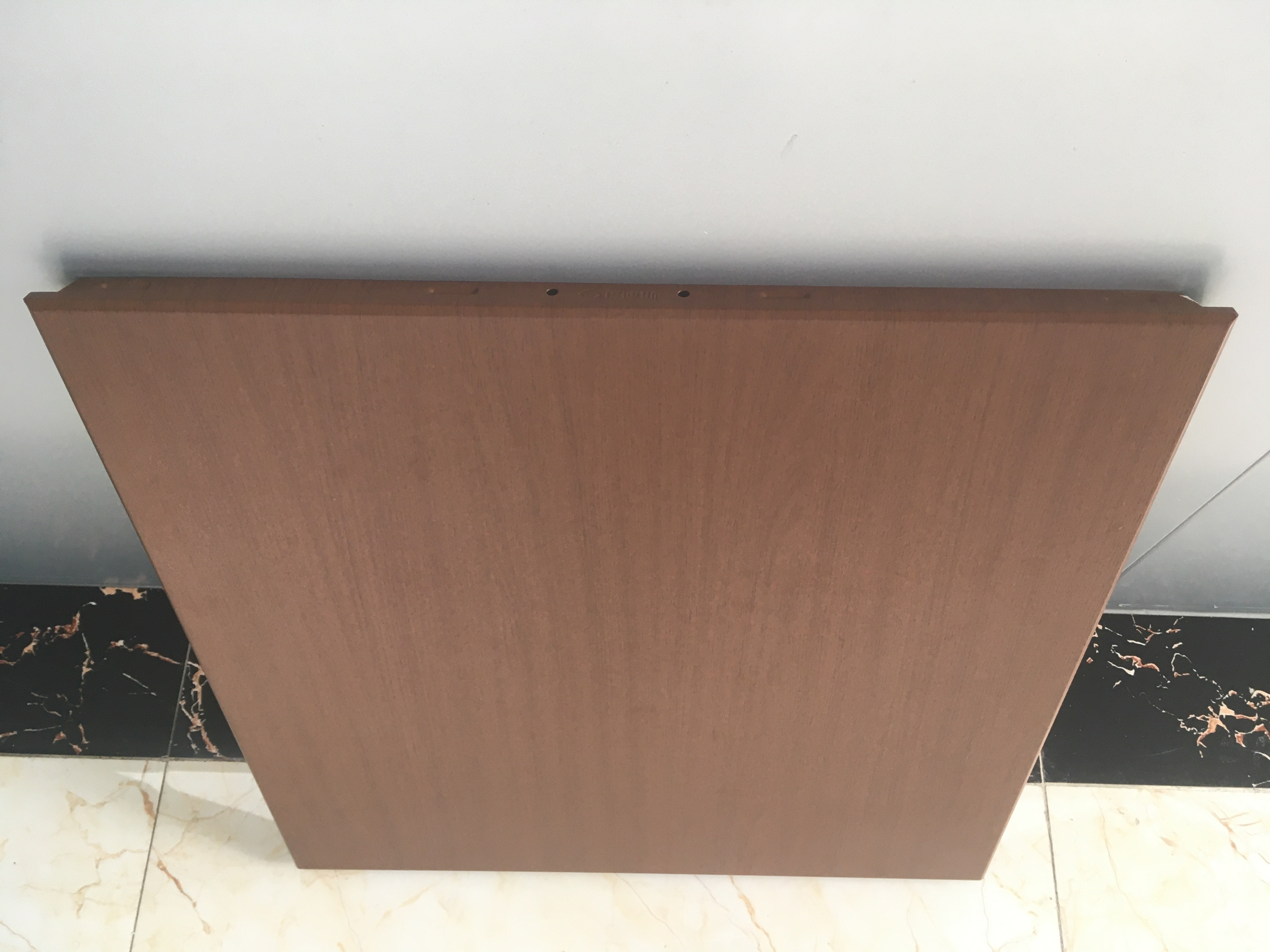 Wood Grain Aluminum False Ceiling 600*600 mm Wood Texture Aluminum Ceiling Panel 2*2 ft for Interior Decoration