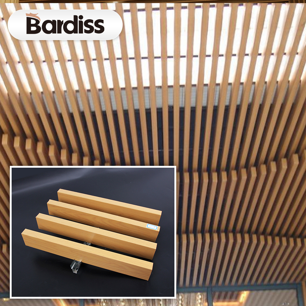 U-Shaped Wood Grain Aluminium Square Pipe Ceilings New Faux Wooden Pattern Aluminum Suspended Ceiling